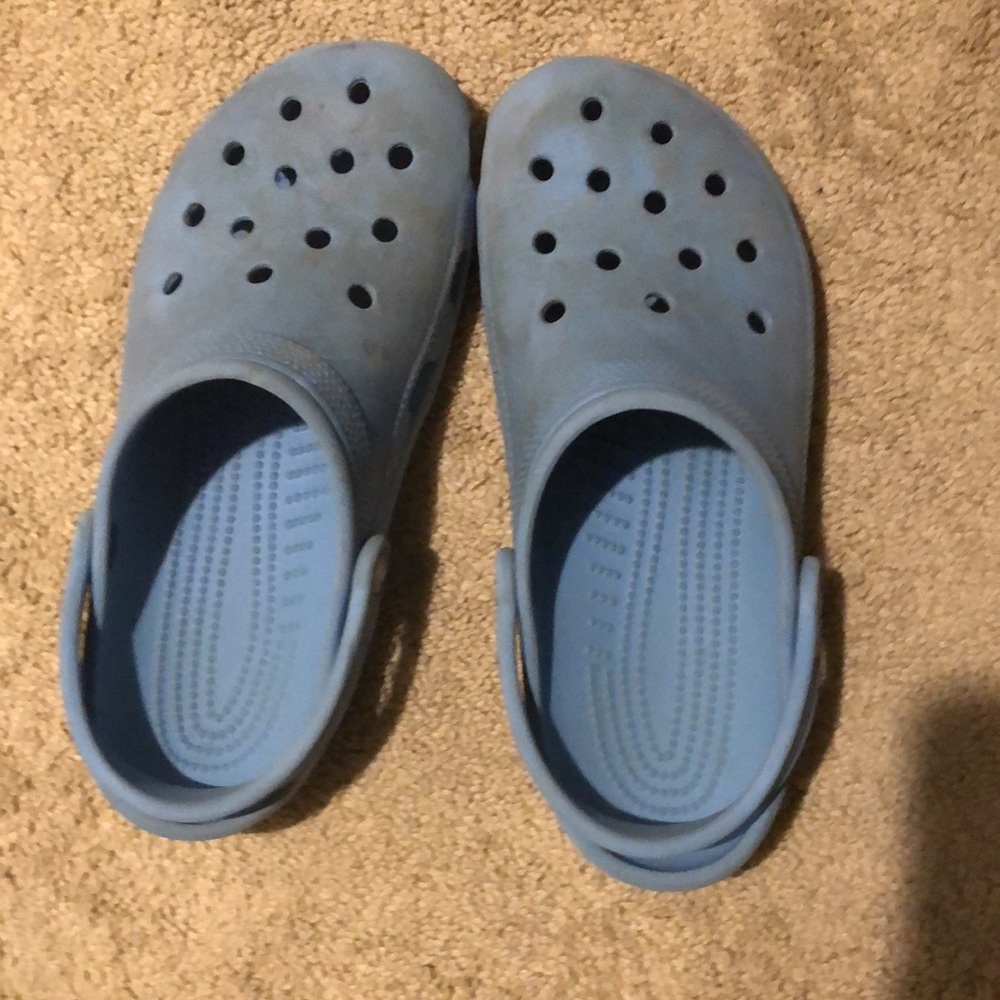 Crocs size 9 used - Picture 3 of 3